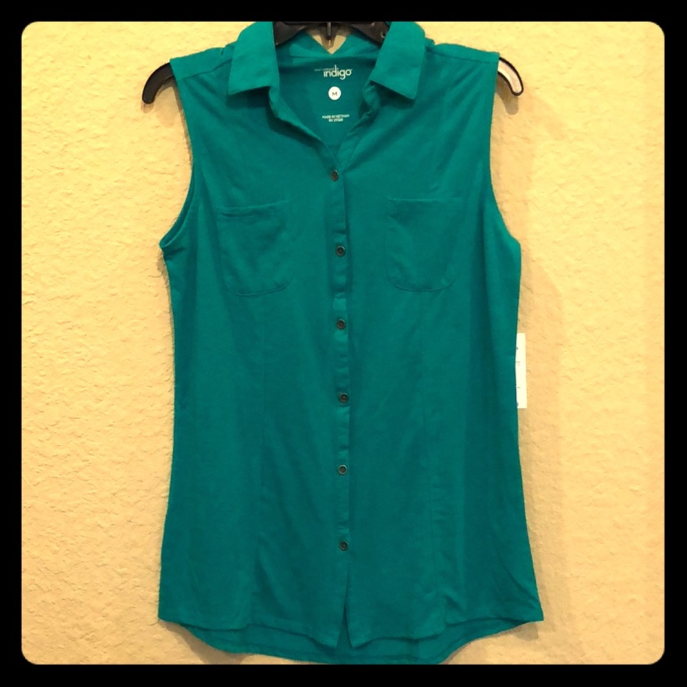 NWT Turquoise M Sleeveless Button Up Collar Blouse